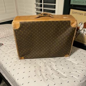 Louis Vuitton vintage suitcase real